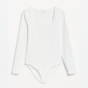 Long-Sleeve Square-Neck Bodysuit |
Old Navy 2X